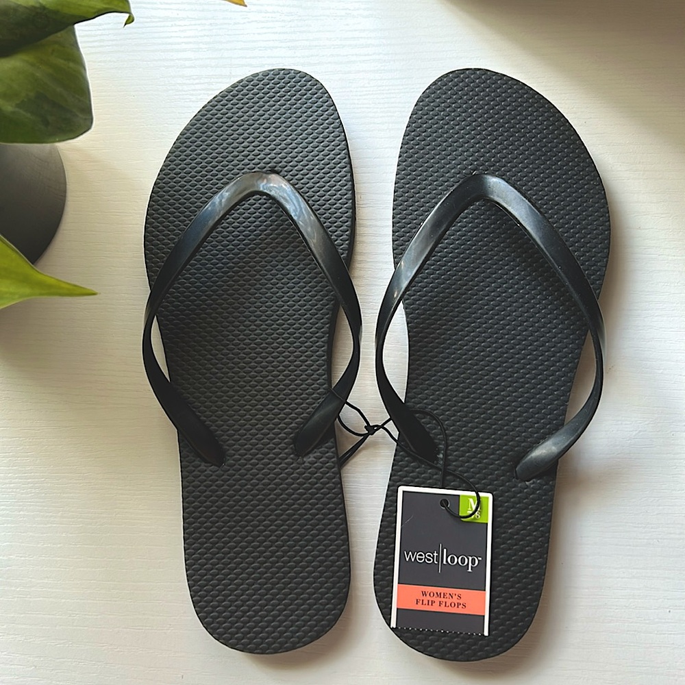 NWT West Loop Black Women's Slippers Flip Flops Size M 7/8